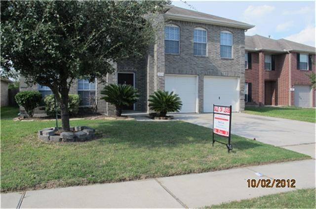 5814 Wickover Ln, Houston, TX 77086 - photo 1