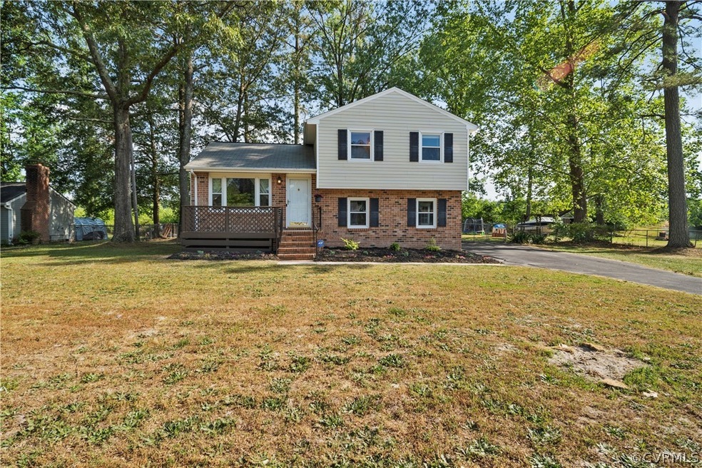 1905 Chemin Rd, Petersburg, VA 23805 - photo 1