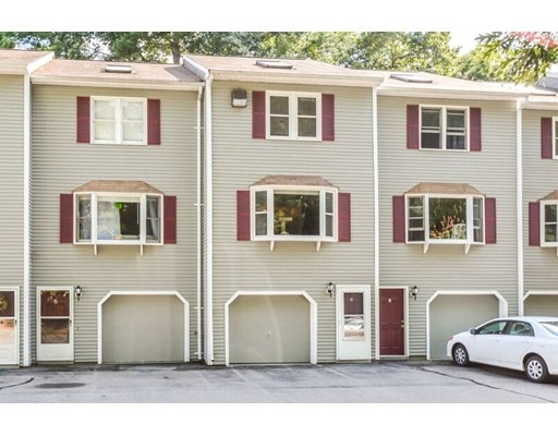 115 Tennis Plaza Rd unit 5, Dracut, MA 01826 - photo 1