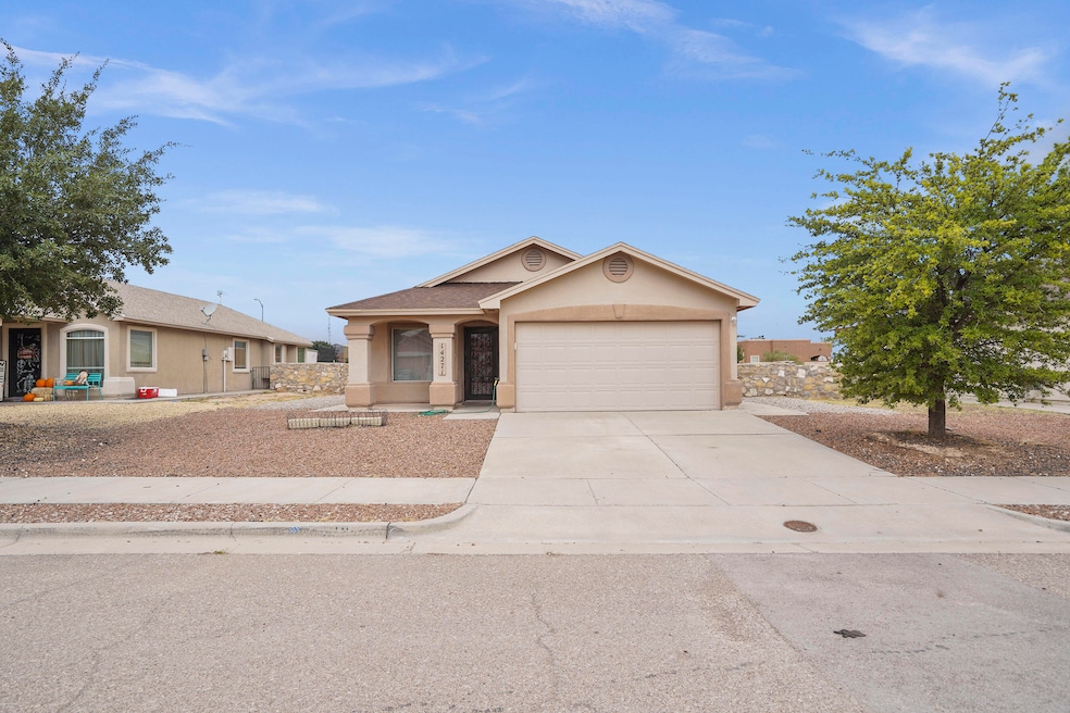 14271 Desert Cactus Dr, Horizon City, TX 79928 - photo 1