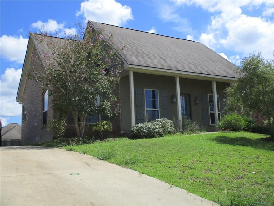 334 Crossridge Ave, Pineville, LA 71360 - photo 1