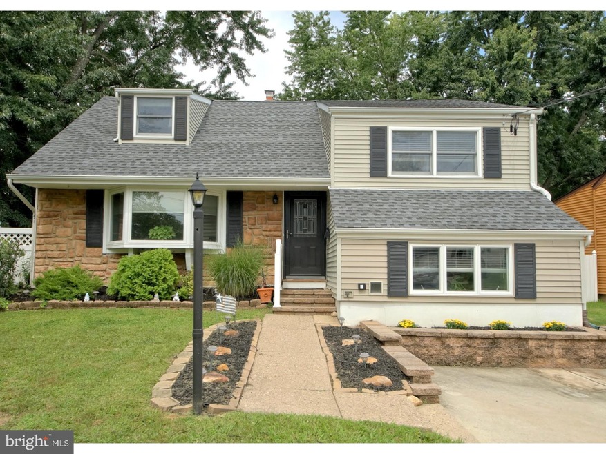 30 Tekening Way, Trenton, NJ 08690 - photo 1