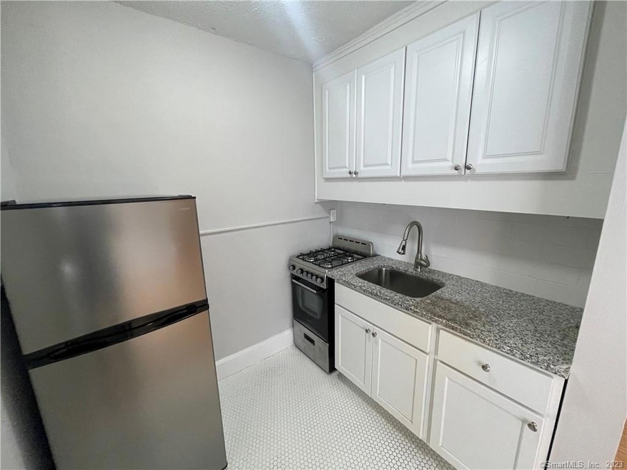 100 Howe St unit 107, New Haven, CT 06511 - photo 1