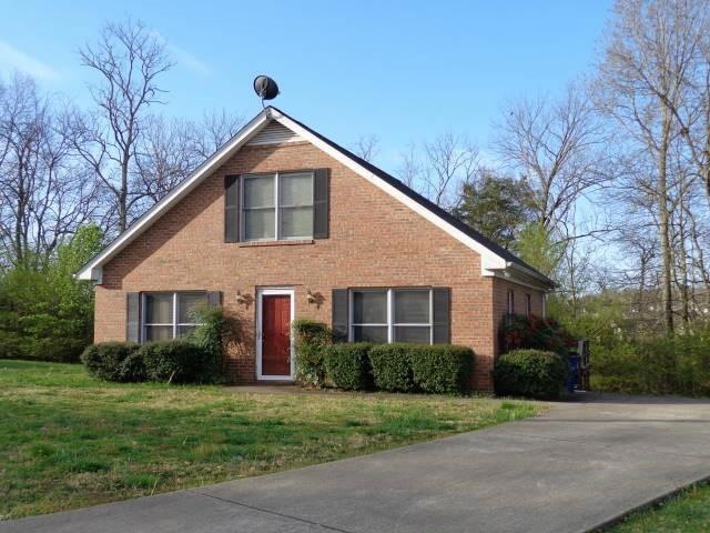 302 Keenan Ln, Shelbyville, TN 37160 - photo 1