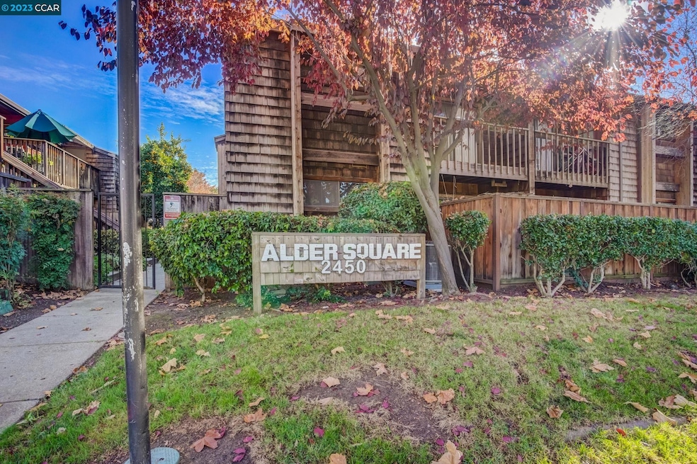 2450 Walters Way Unit 5, Concord, CA 94520 MLS 41045864