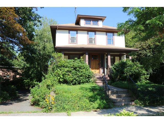 2 Maplewood Rd, New Haven, CT 06515 - photo 1
