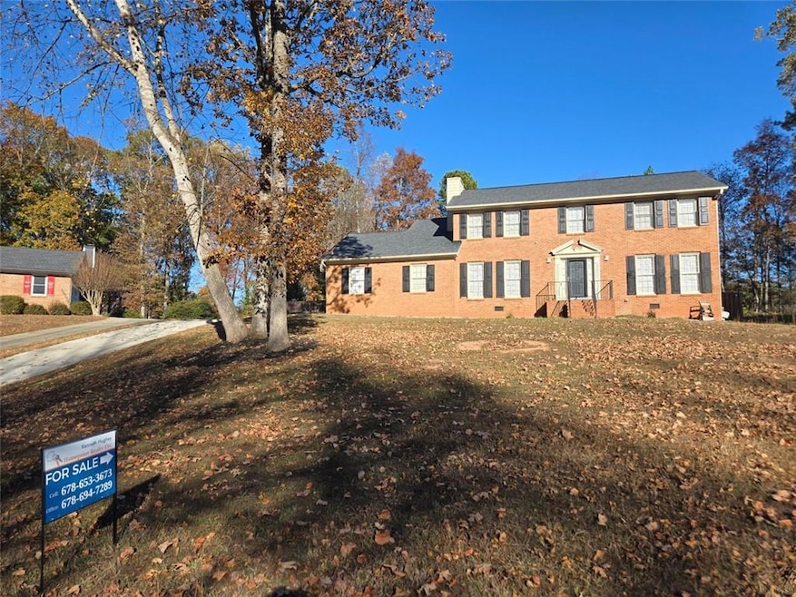 639 Royal Abbey Dr, Stone Mountain, GA 30088 - photo 1