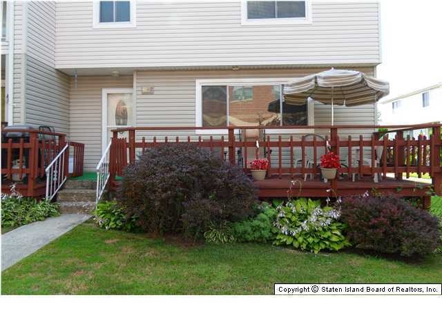 411 Willow Rd E unit 2, Staten Island, NY 10314 - photo 1