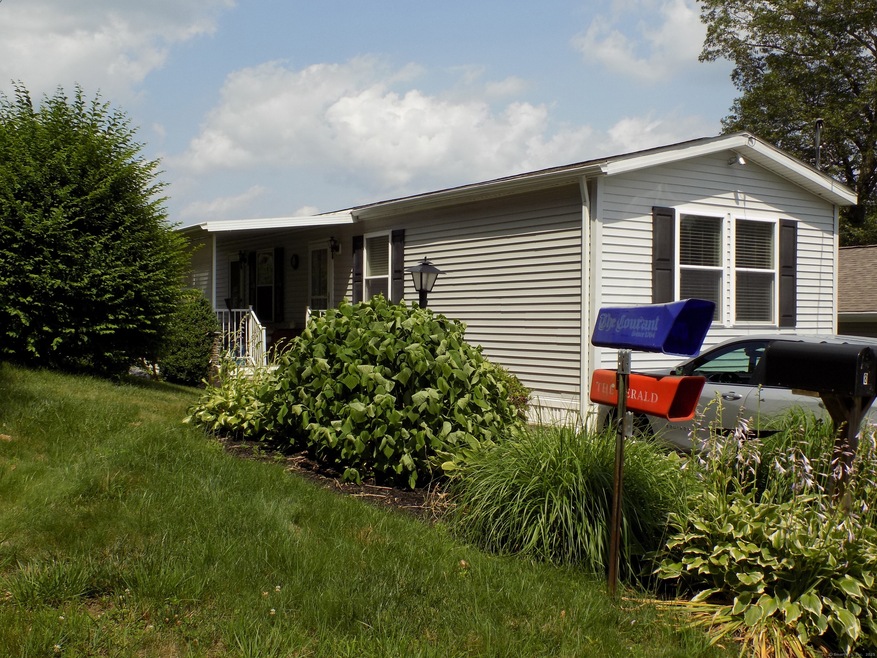 6 Sycamore Rd, Southington, CT 06489 - photo 1