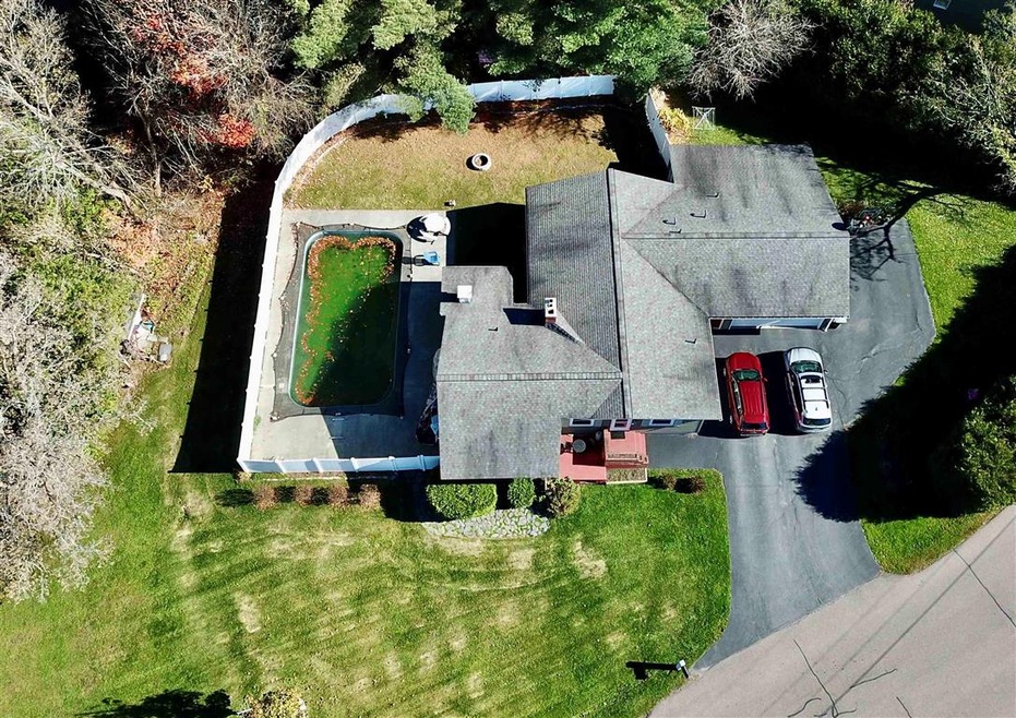 10 Meadowcrest Ln, Barre, VT 05641 - photo 1