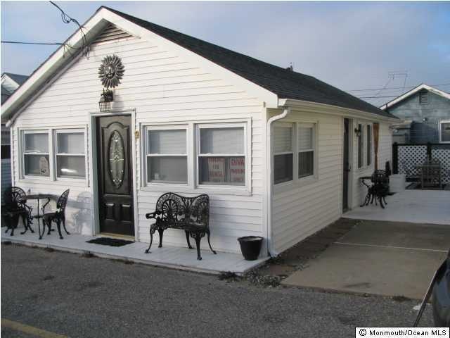 9 3rd Ln, Seaside Park, NJ 08752 - photo 1