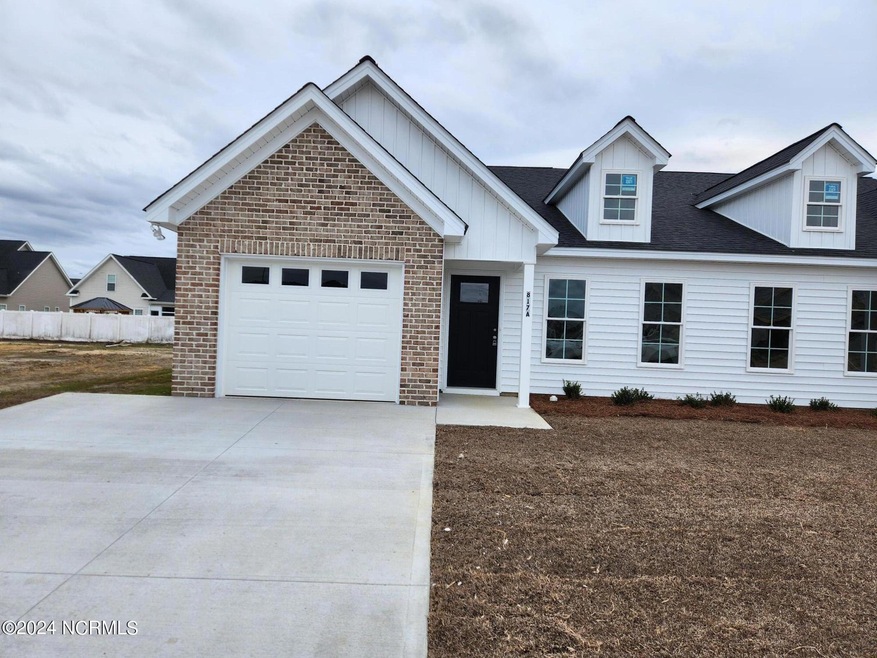 817 Sarah Rebecca Dr unit A, Greenville, NC 27834 - photo 1