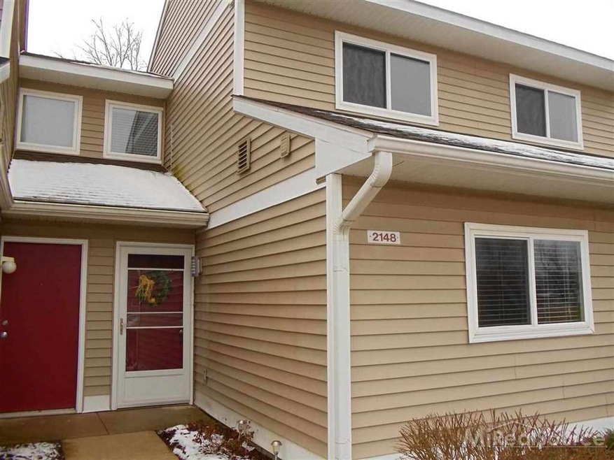 Private entrance to townhome.