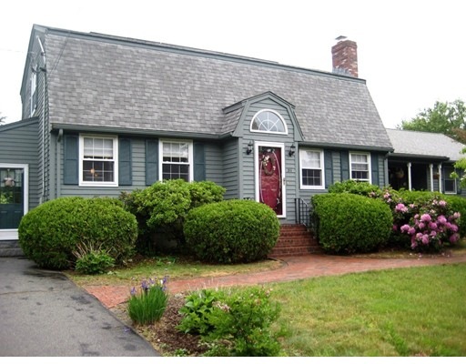 311 Moosehill Rd, East Walpole, MA 02032 - photo 1