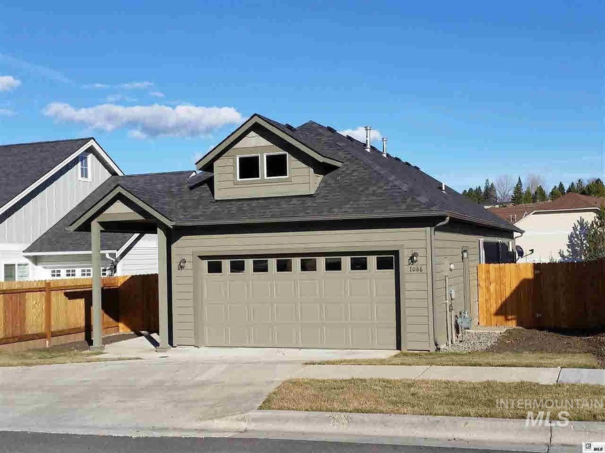 1066 Leepike Ct, Moscow, ID 83843 - photo 1