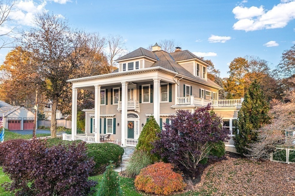 319 Main St, Winchester, MA 01890 - photo 1