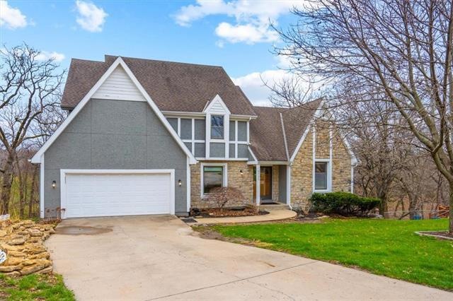 5725 Hauser Dr, Shawnee, KS 66216 - photo 1