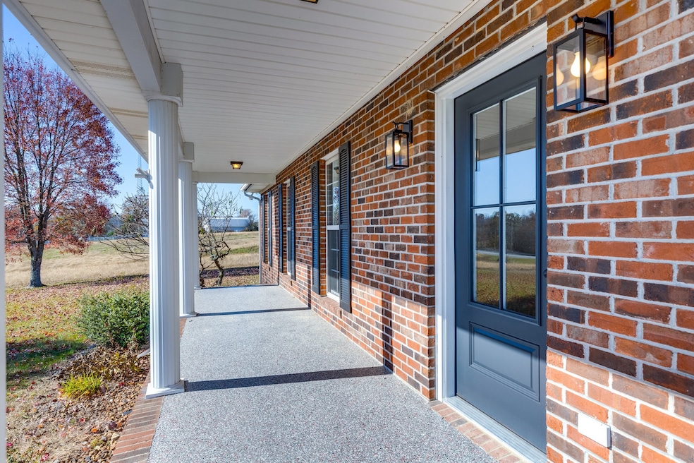 3811 Highway 52 E, Bethpage, TN 37022 - photo 1