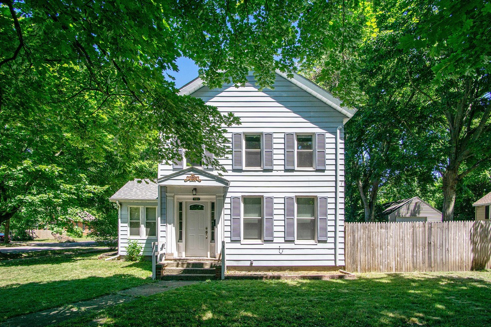 701 Sycamore St, Niles, MI 49120 - photo 1