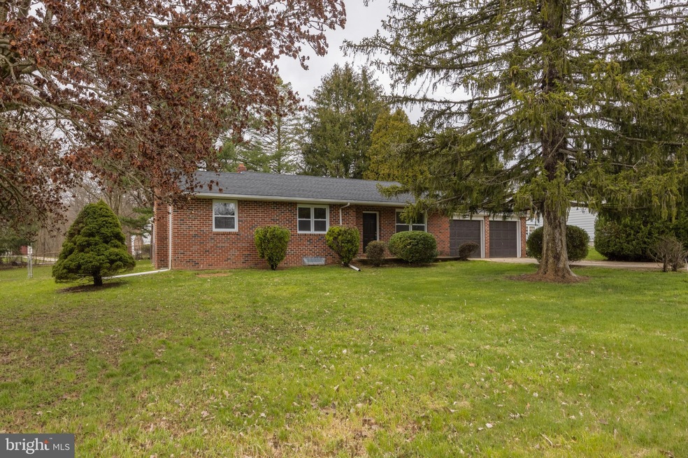 589 Salem Church Rd, Newark, DE 19702 - photo 1