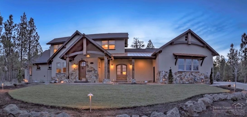 2679 NW Hilton Ct, Bend, OR 97701 - photo 1