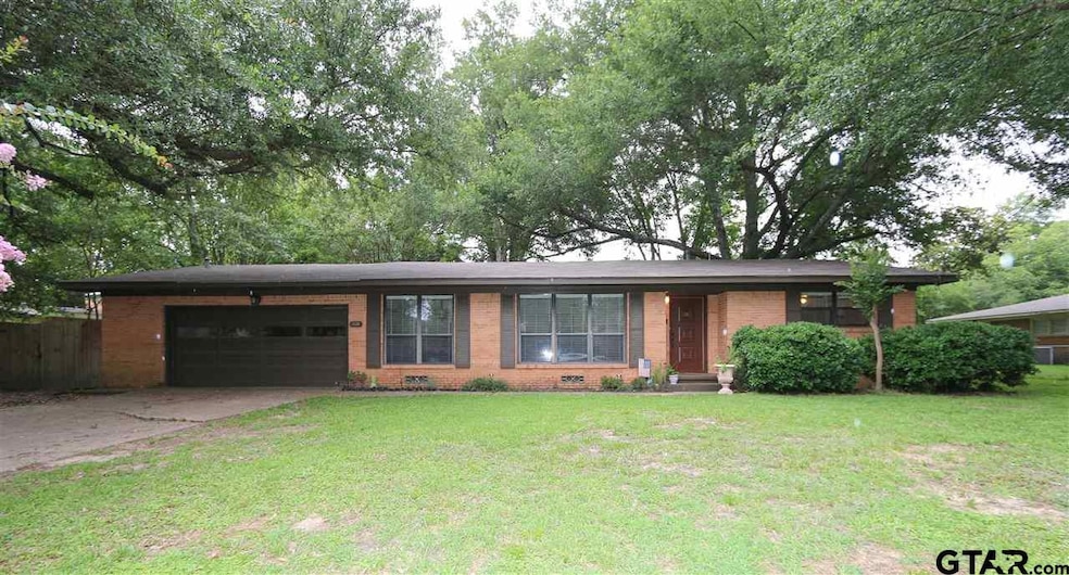 1510 1510 Rodessa Dr, Tyler, TX 75701 - photo 1