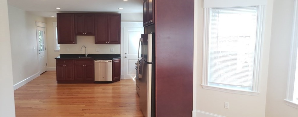 11 Fenwick St unit 2, Somerville, MA 02145 - photo 1