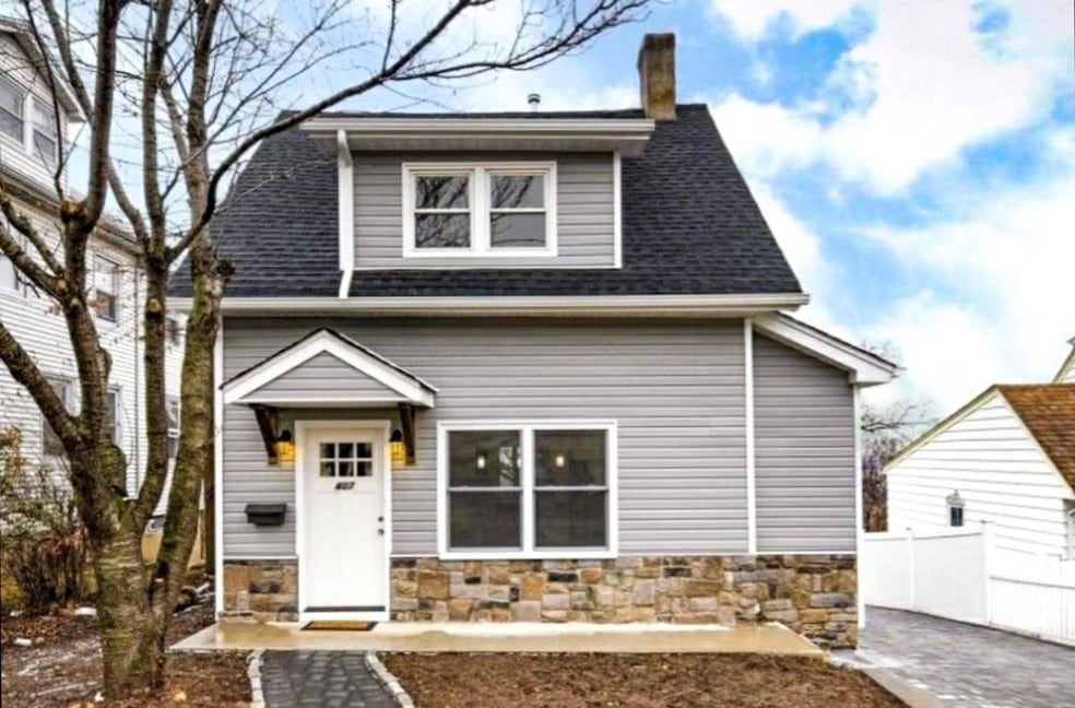 Sold $575,000 • Co-Listing Agent