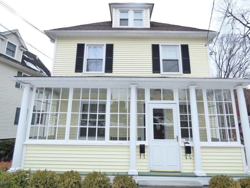 36 Locust St unit 2, Greenwich, CT 06830 - photo 1