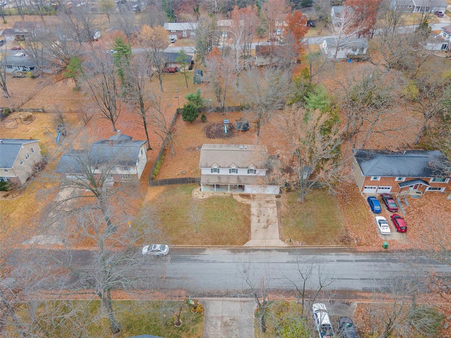 1307 Whitney Ln, Rolla, MO 65401 - photo 1