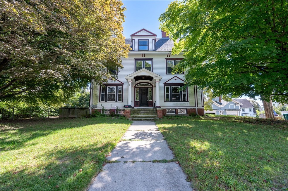 38 Oakley Rd, Woonsocket, RI 02895 - photo 1