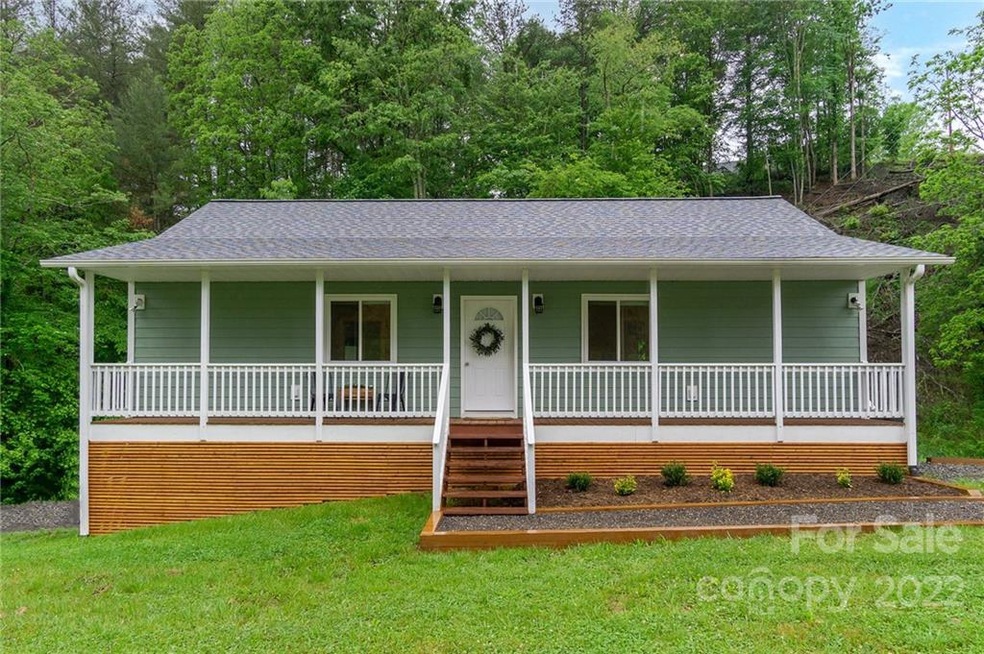 117 Jr Pate Rd, Burnsville, NC 28714 - photo 1