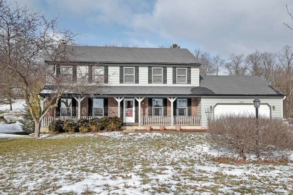 1310 Surrey Ln, Algonquin, IL 60102 - photo 1