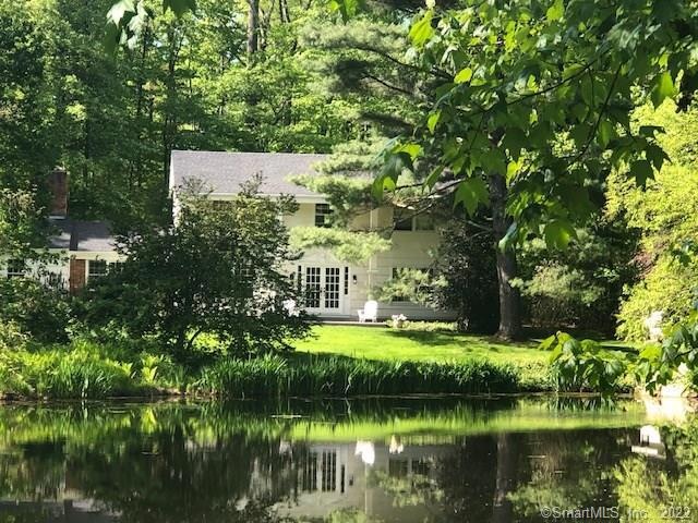 195 Butternut Ln, Stamford, CT 06903 - photo 1