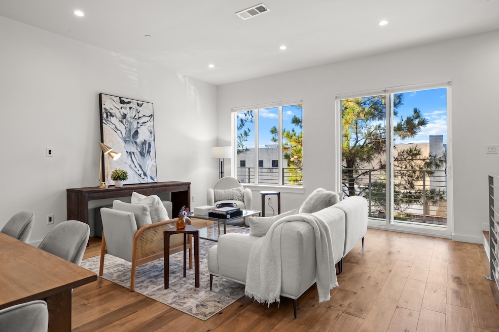 4545 Bowser Ave unit 204, Dallas, TX 75219 - photo 1