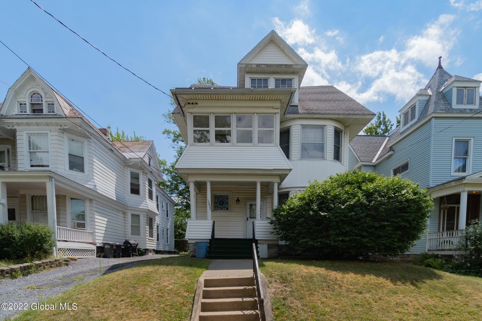 1022 Park Ave, Schenectady, NY 12308 - photo 1