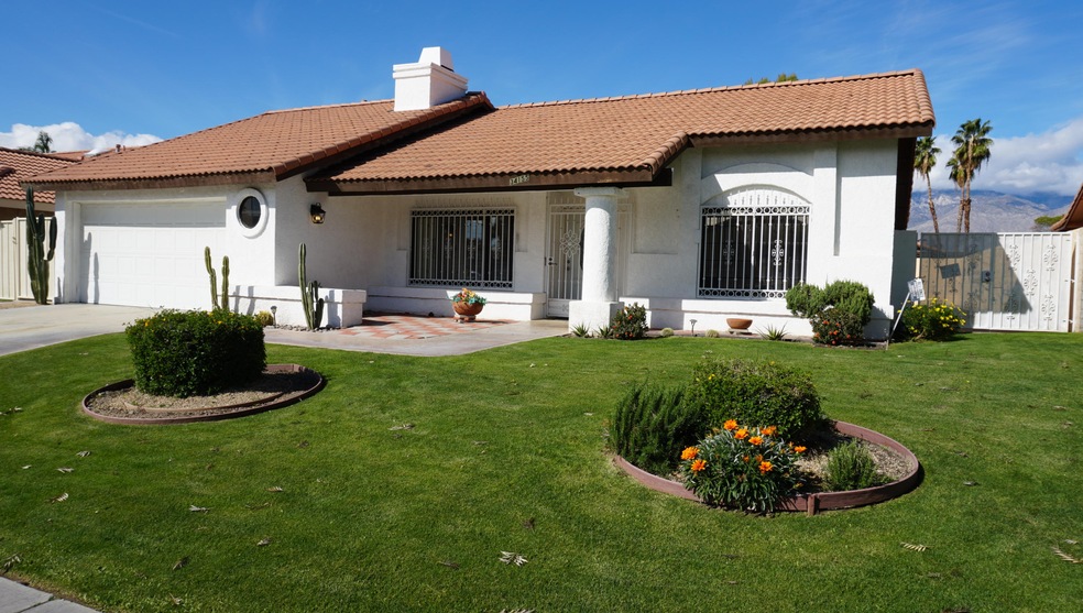 34155 Suncrest Dr, Cathedral City, CA 92234 - photo 1