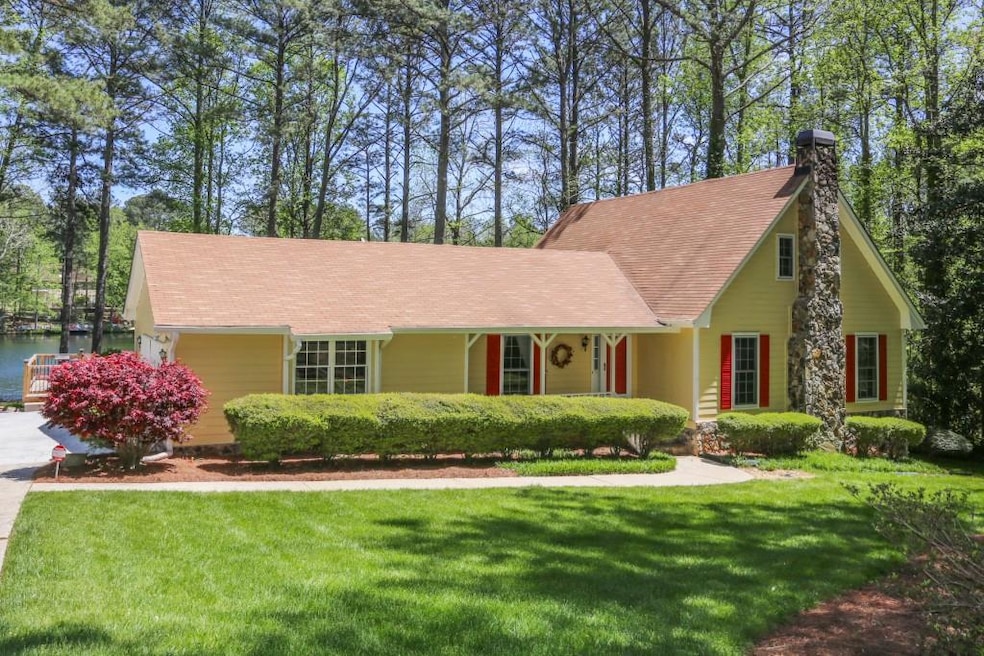 10285 Shallowford Rd, Roswell, GA 30075 - photo 1