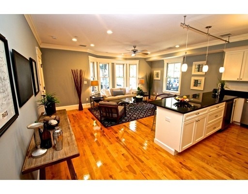 82 Highland Ave unit 1, Somerville, MA 02143 - photo 1