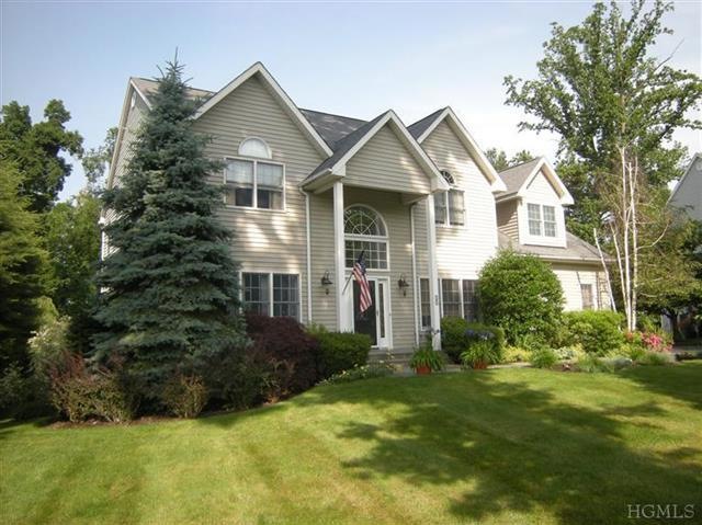 37 Waterview Dr, Ossining, NY 10562 - photo 1