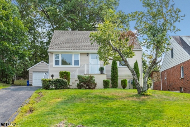 70 Lower Notch Rd, Little Falls, NJ 07424 - photo 1