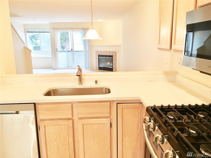 19523 Firlands Way N unit A5, Shoreline, WA 98133 - photo 1