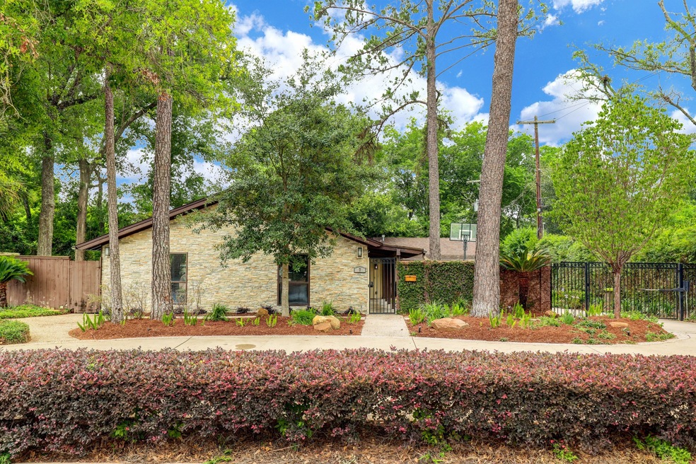 7 Gessner Rd, Houston, TX 77024 - photo 1