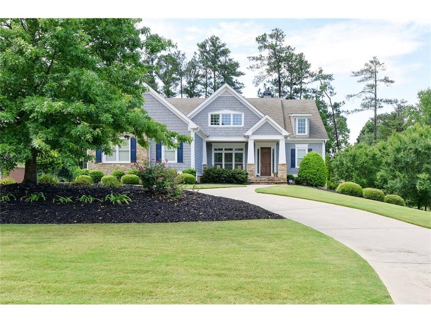 CRAFTSMAN STYLE RANCH WITH BEAUTIFUL YARD