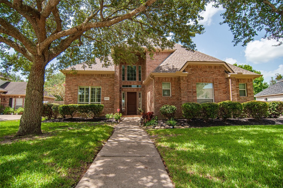 2834 Trevino Ct, Friendswood, TX 77546 - photo 1