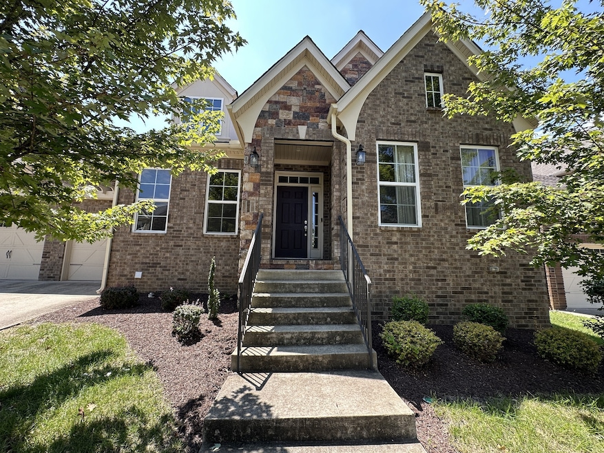 949 Ryecroft Ln, Franklin, TN 37064 - photo 1