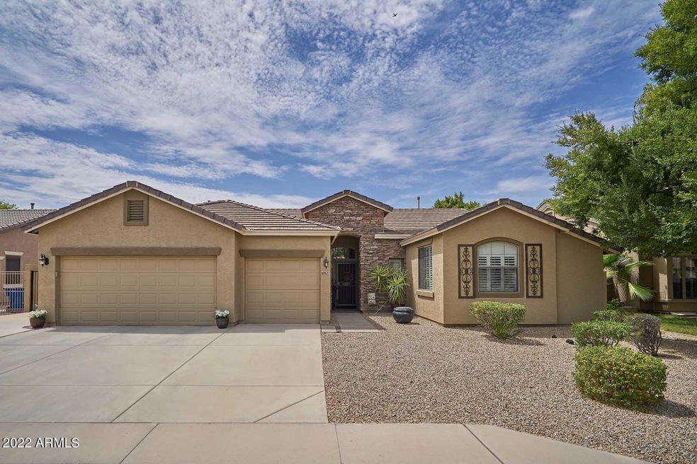 10527 E Medina Ave, Mesa, AZ 85209 - photo 1