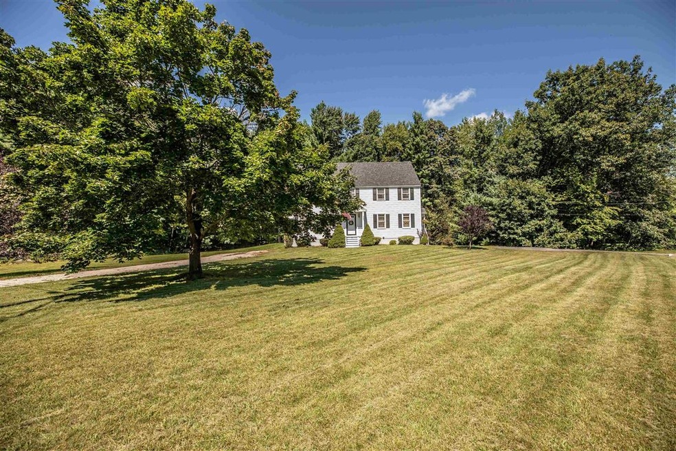 4 Maurice Rd, Derry, NH 03038 - photo 1