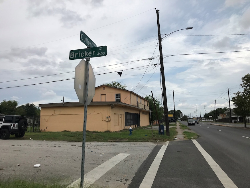 7920 Cullen Blvd, Houston, TX 77051 - photo 1