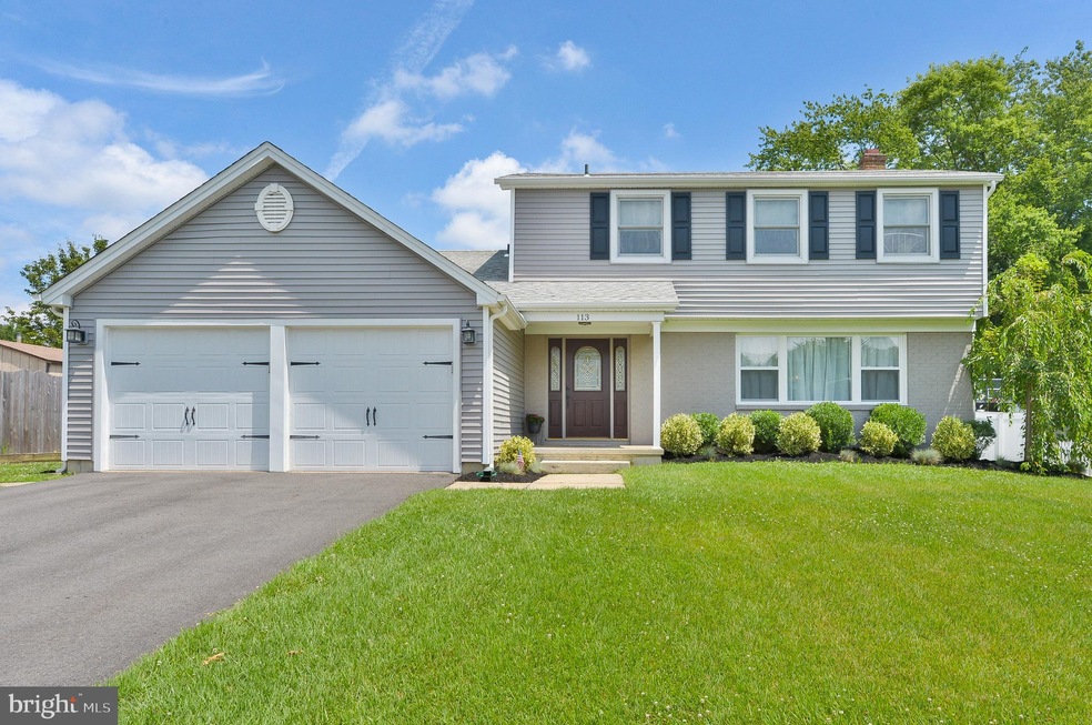 113 Roberts Dr, Somerdale, NJ 08083 - photo 1